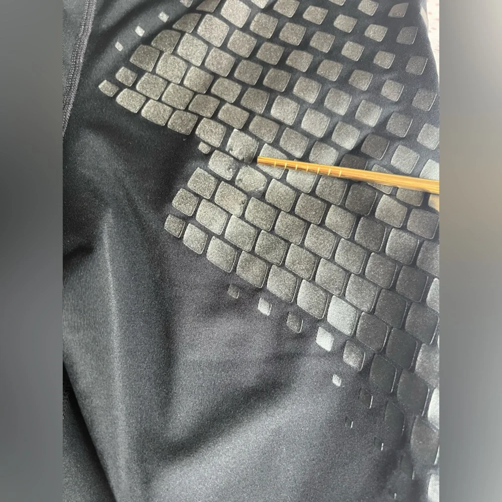 Nike Black Softball Shorts with Diamond Pattern Women’s Small